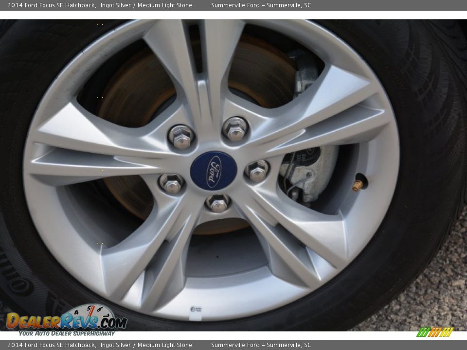 2014 Ford Focus SE Hatchback Ingot Silver / Medium Light Stone Photo #20