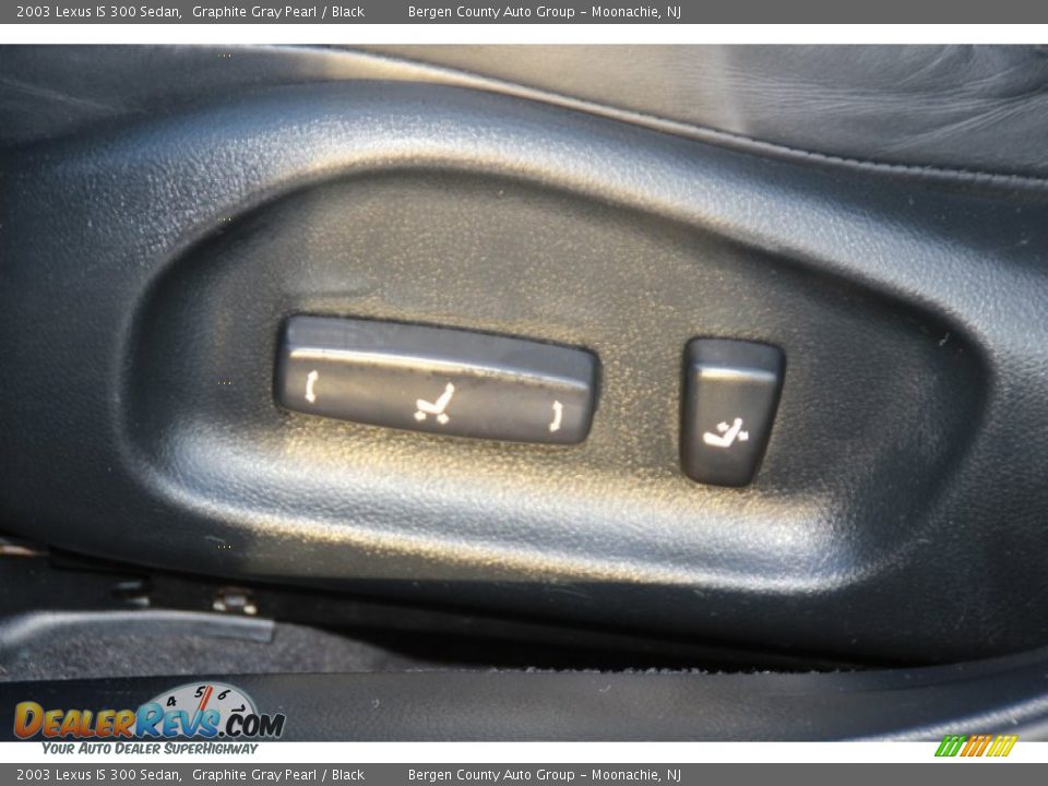 2003 Lexus IS 300 Sedan Graphite Gray Pearl / Black Photo #13