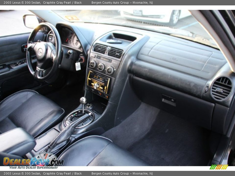 2003 Lexus IS 300 Sedan Graphite Gray Pearl / Black Photo #28