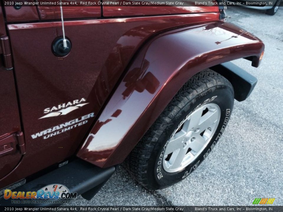 2010 Jeep Wrangler Unlimited Sahara 4x4 Red Rock Crystal Pearl / Dark Slate Gray/Medium Slate Gray Photo #14
