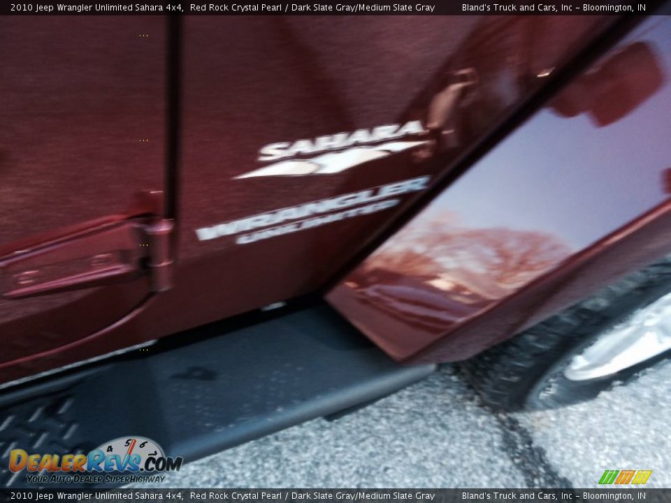 2010 Jeep Wrangler Unlimited Sahara 4x4 Red Rock Crystal Pearl / Dark Slate Gray/Medium Slate Gray Photo #25