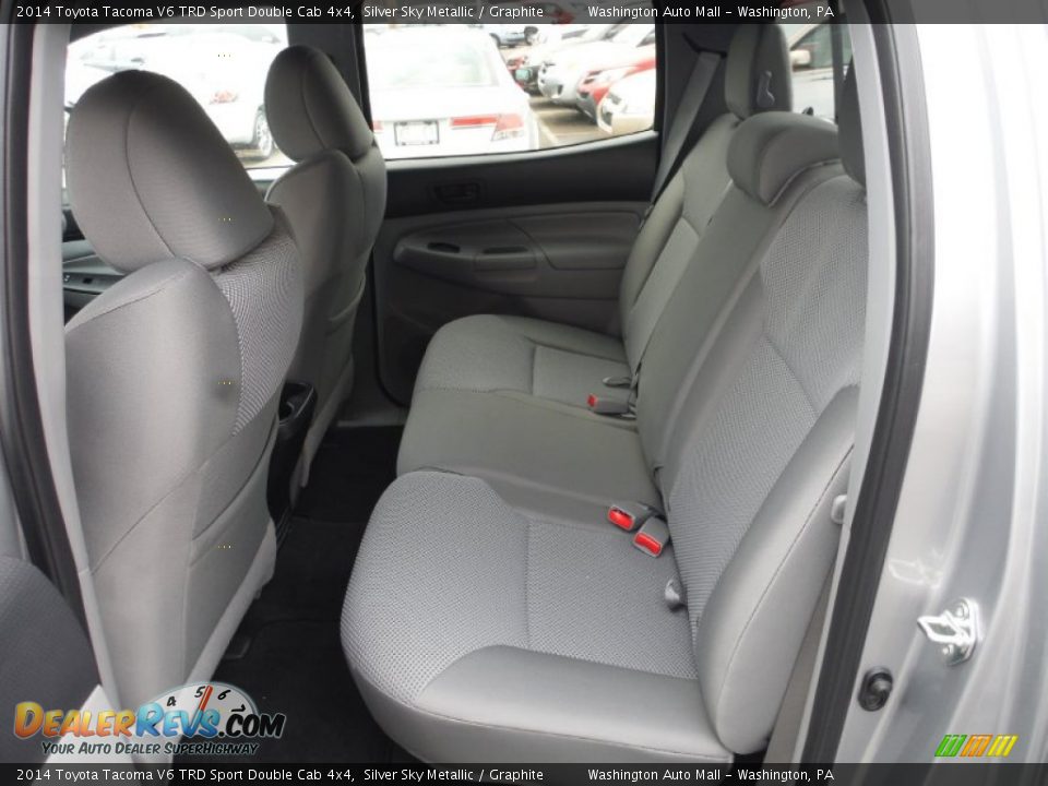 2014 Toyota Tacoma V6 TRD Sport Double Cab 4x4 Silver Sky Metallic / Graphite Photo #18