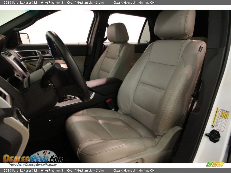2013 Ford Explorer XLT White Platinum Tri-Coat / Medium Light Stone Photo #5