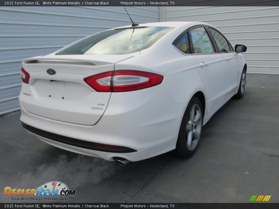 2015 Ford Fusion SE White Platinum Metallic / Charcoal Black Photo #4