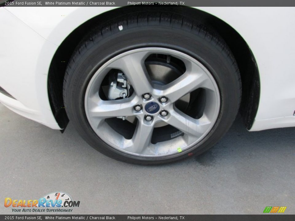 2015 Ford Fusion SE White Platinum Metallic / Charcoal Black Photo #11