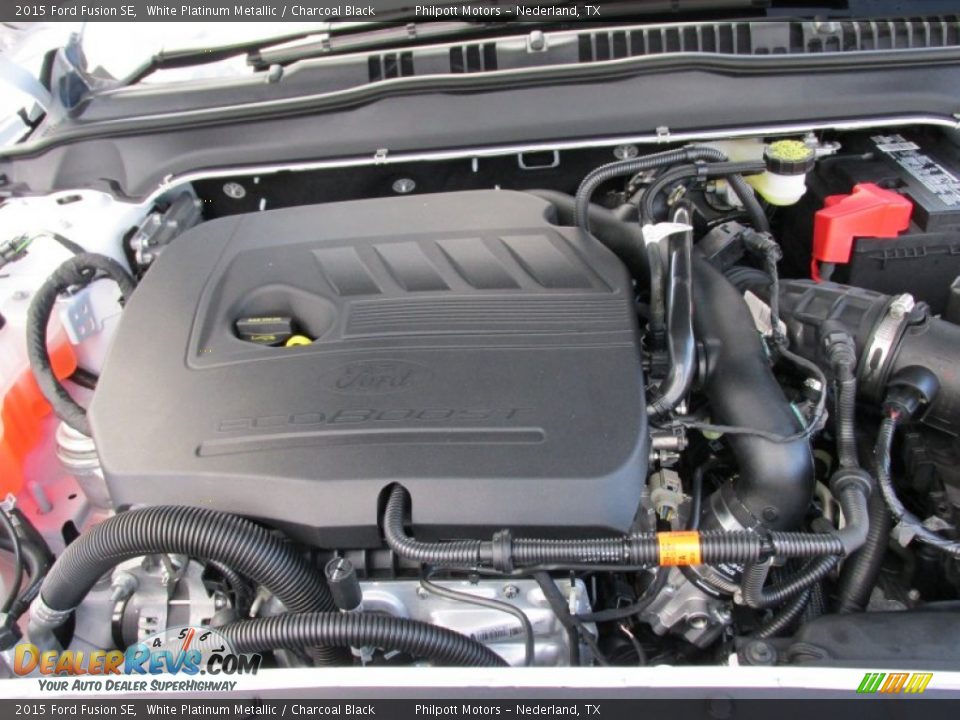 2015 Ford Fusion SE White Platinum Metallic / Charcoal Black Photo #17