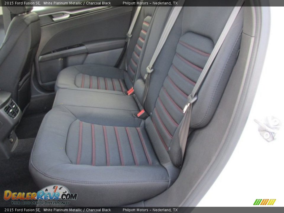 2015 Ford Fusion SE White Platinum Metallic / Charcoal Black Photo #20