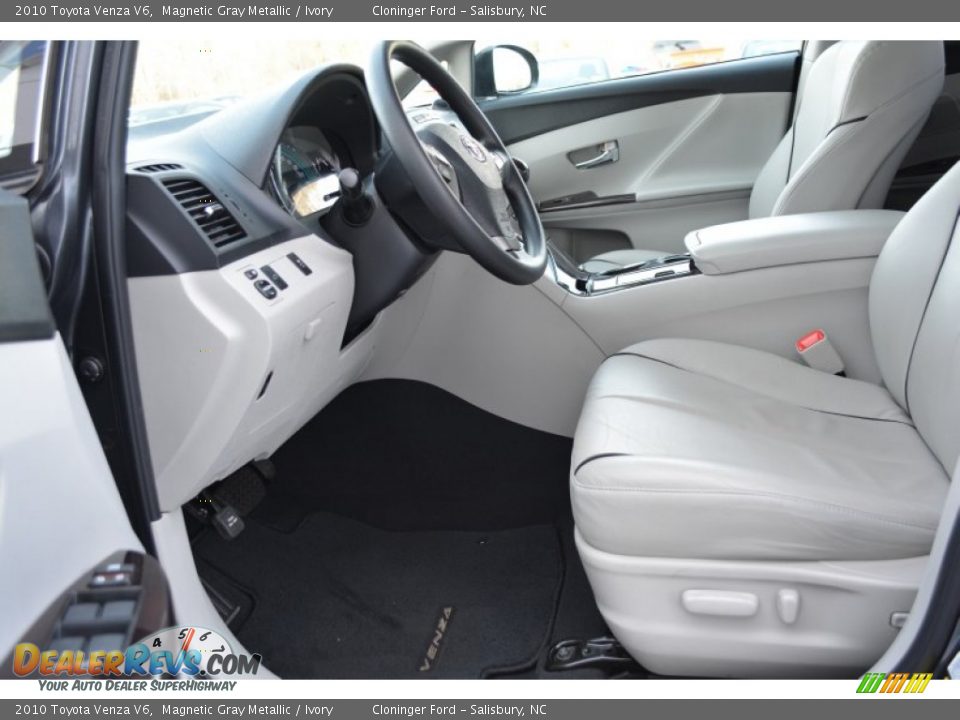 2010 Toyota Venza V6 Magnetic Gray Metallic / Ivory Photo #9