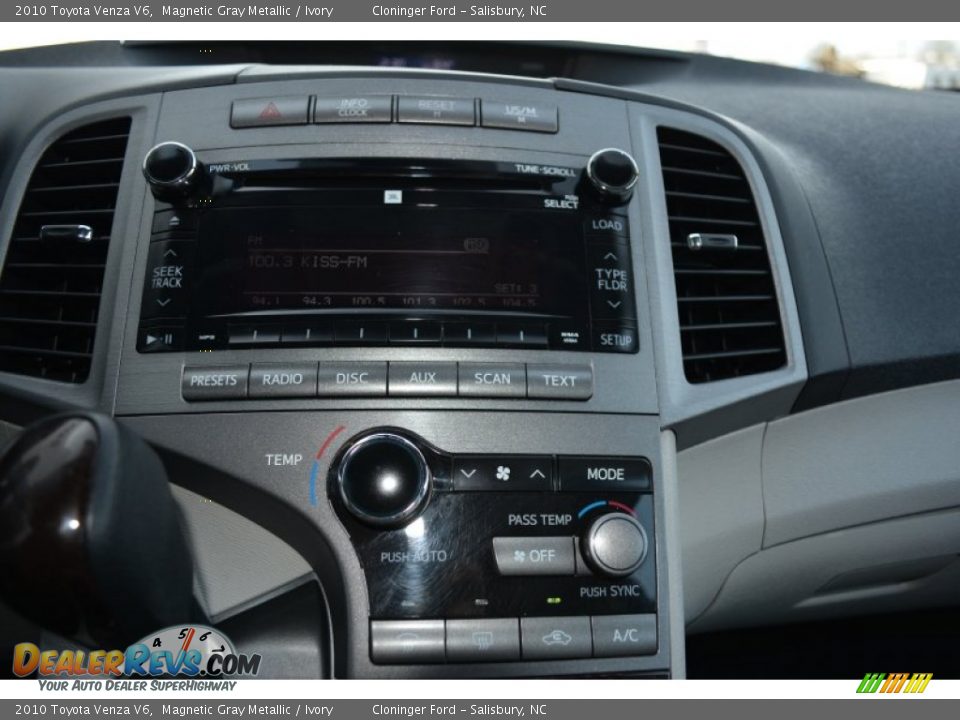 2010 Toyota Venza V6 Magnetic Gray Metallic / Ivory Photo #20