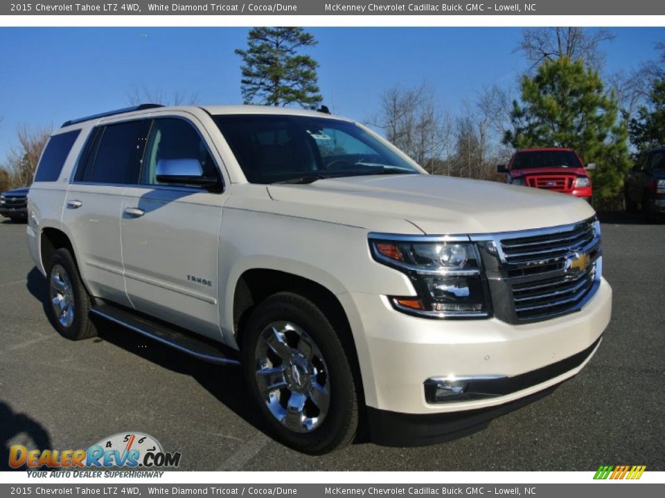 Front 3/4 View of 2015 Chevrolet Tahoe LTZ 4WD Photo #1
