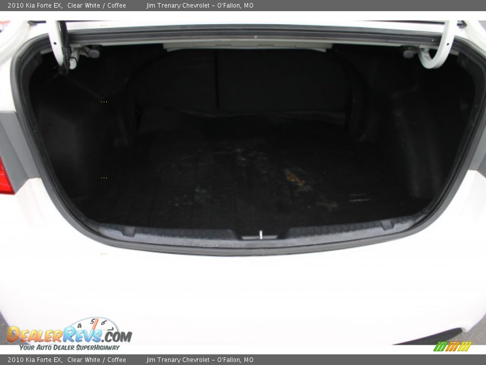 2010 Kia Forte EX Clear White / Coffee Photo #5