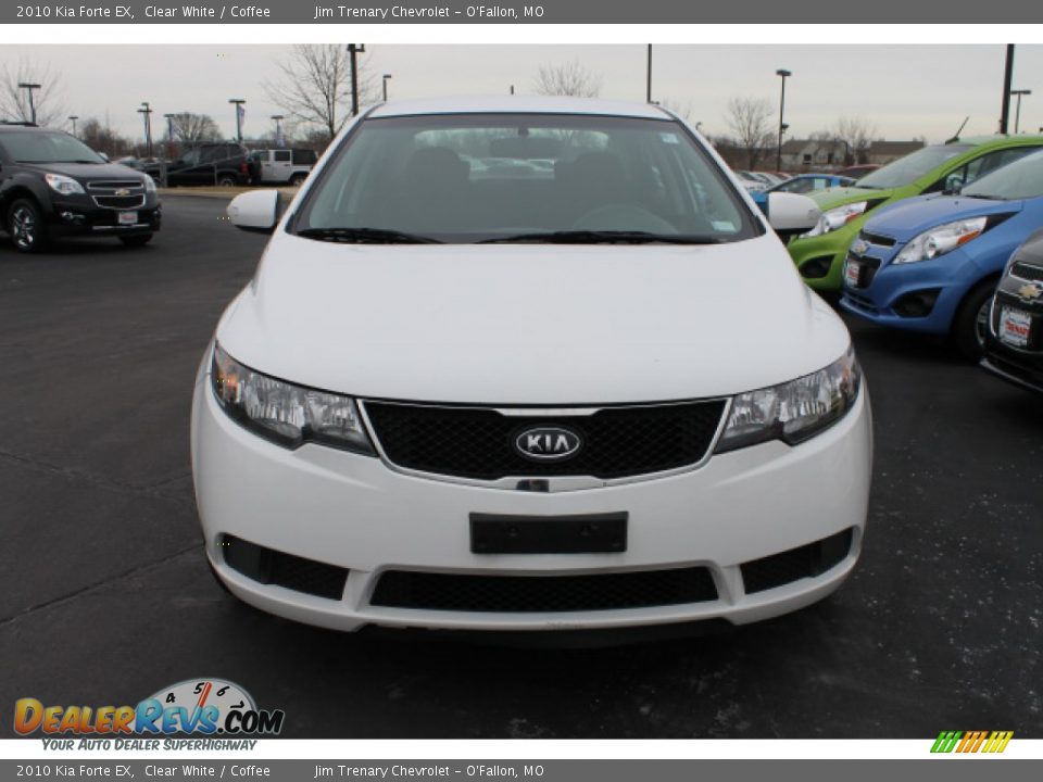 2010 Kia Forte EX Clear White / Coffee Photo #8