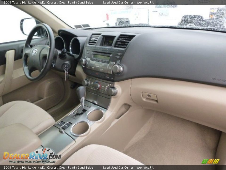 2008 Toyota Highlander 4WD Cypress Green Pearl / Sand Beige Photo #10
