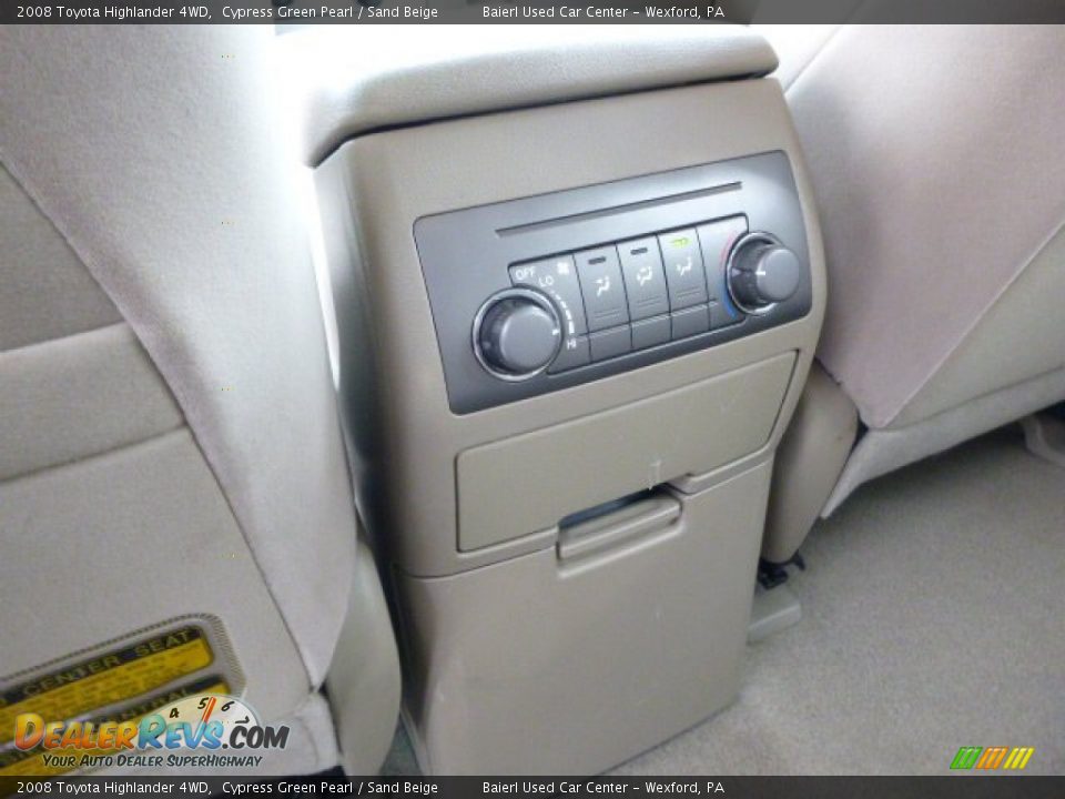 2008 Toyota Highlander 4WD Cypress Green Pearl / Sand Beige Photo #17