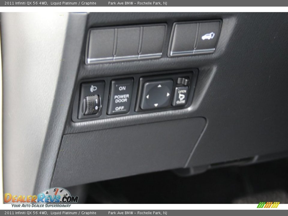 2011 Infiniti QX 56 4WD Liquid Platinum / Graphite Photo #22