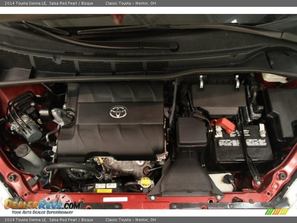 2014 Toyota Sienna LE Salsa Red Pearl / Bisque Photo #19