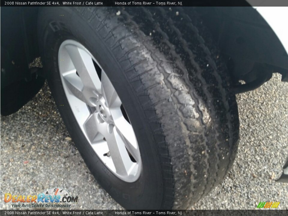 2008 Nissan Pathfinder SE 4x4 White Frost / Cafe Latte Photo #2