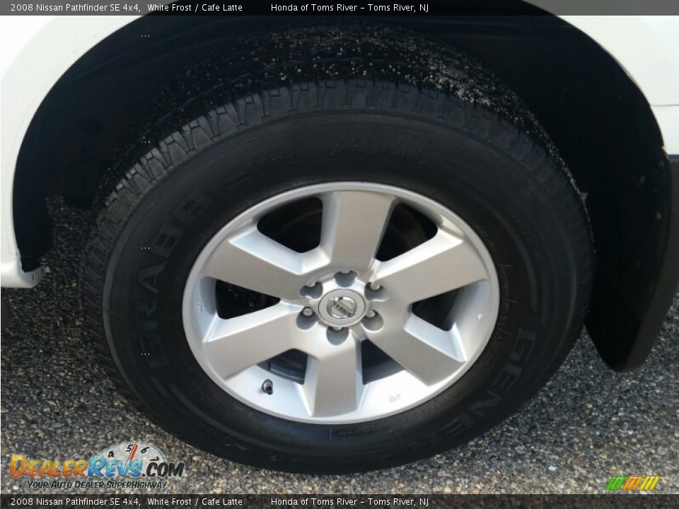 2008 Nissan Pathfinder SE 4x4 White Frost / Cafe Latte Photo #6