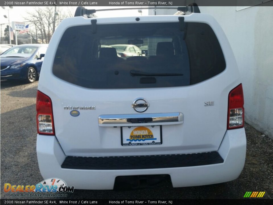 2008 Nissan Pathfinder SE 4x4 White Frost / Cafe Latte Photo #8