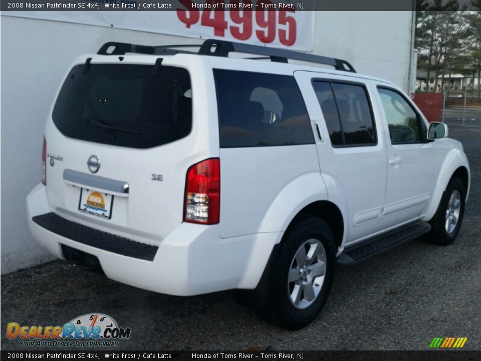 2008 Nissan Pathfinder SE 4x4 White Frost / Cafe Latte Photo #22