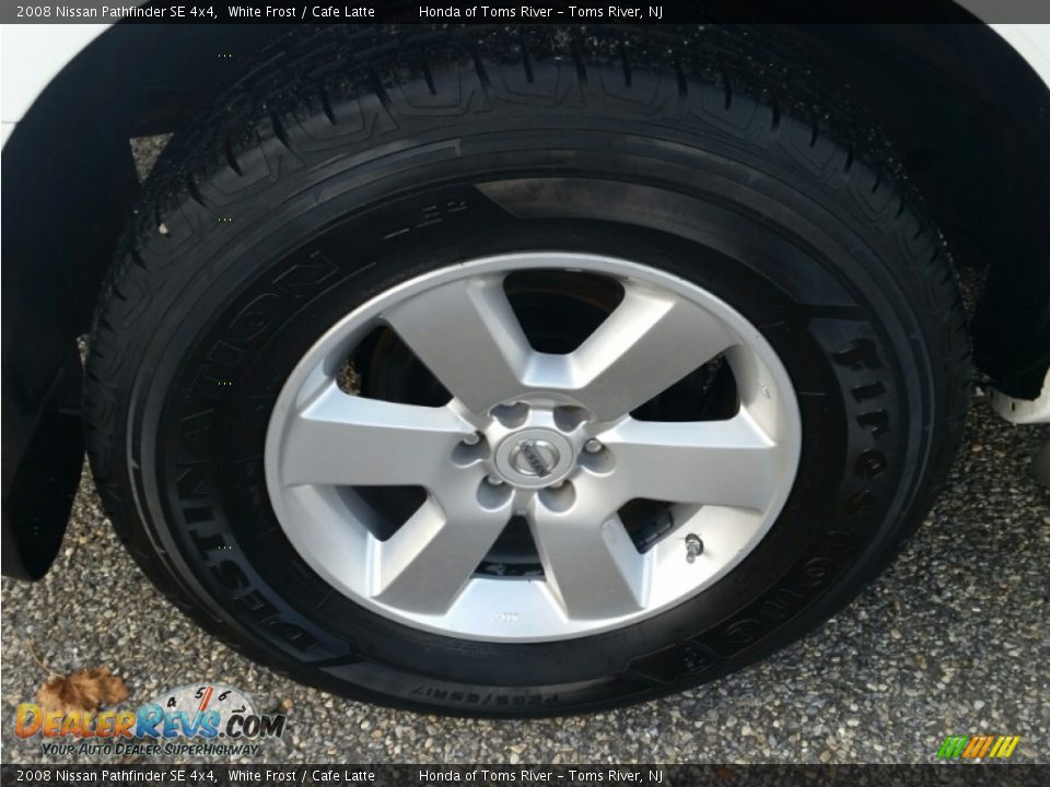 2008 Nissan Pathfinder SE 4x4 White Frost / Cafe Latte Photo #23