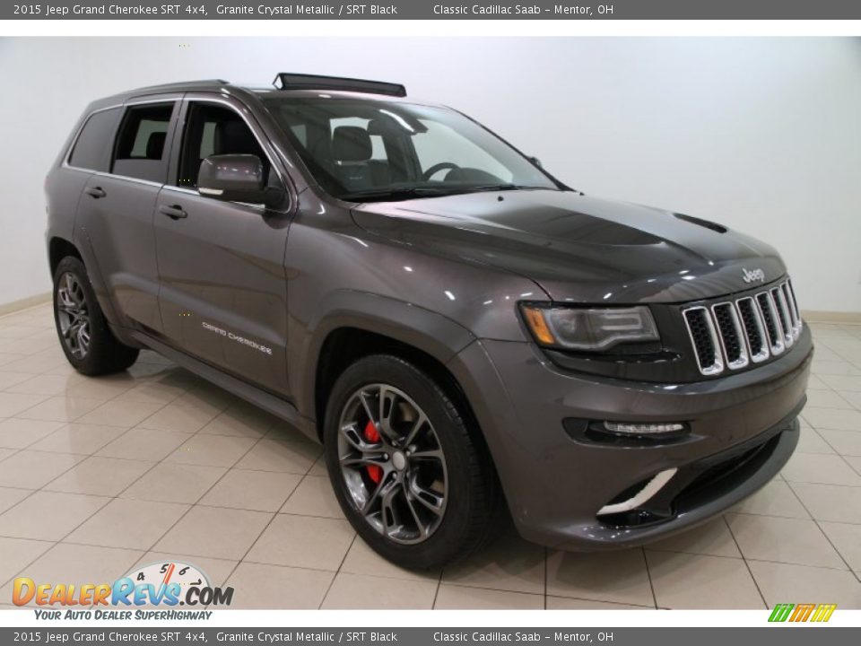 Front 3/4 View of 2015 Jeep Grand Cherokee SRT 4x4 Photo #1