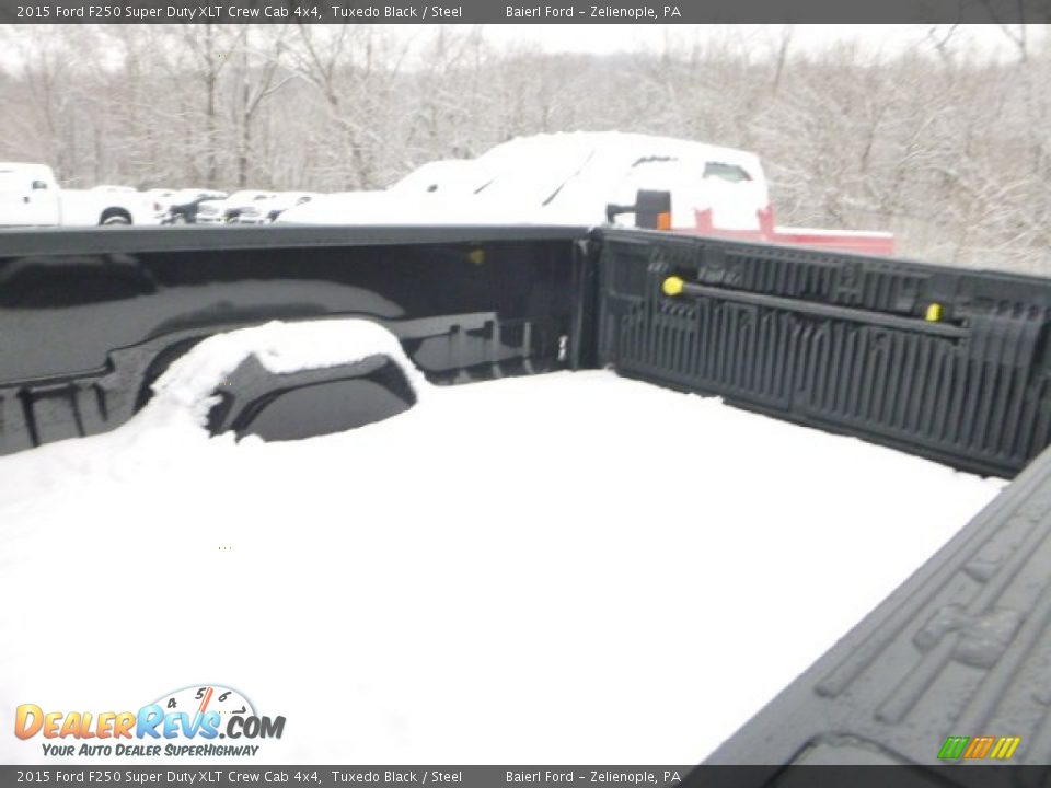 2015 Ford F250 Super Duty XLT Crew Cab 4x4 Tuxedo Black / Steel Photo #6