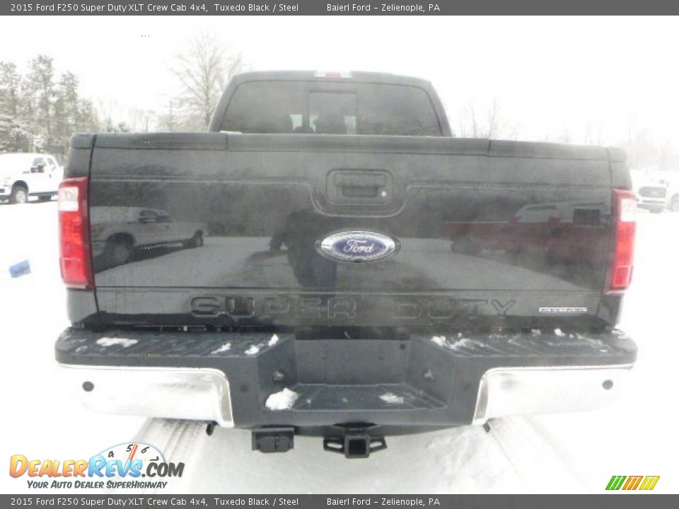 2015 Ford F250 Super Duty XLT Crew Cab 4x4 Tuxedo Black / Steel Photo #8