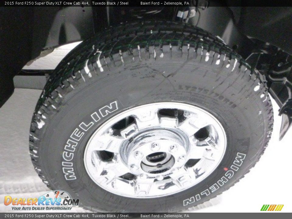 2015 Ford F250 Super Duty XLT Crew Cab 4x4 Tuxedo Black / Steel Photo #10