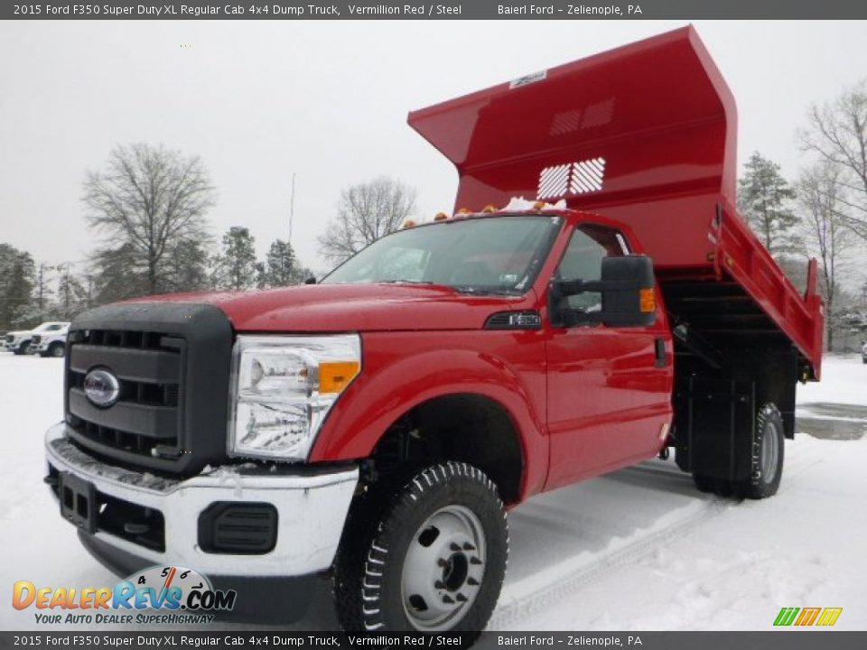 Front 3/4 View of 2015 Ford F350 Super Duty XL Regular Cab 4x4 Dump Truck Photo #4