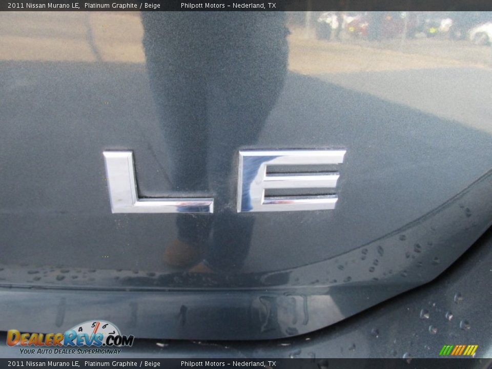 2011 Nissan Murano LE Platinum Graphite / Beige Photo #14