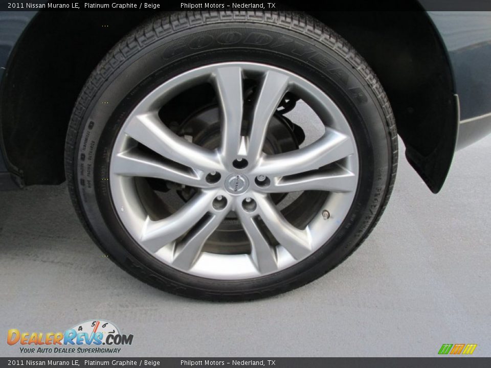 2011 Nissan Murano LE Platinum Graphite / Beige Photo #21