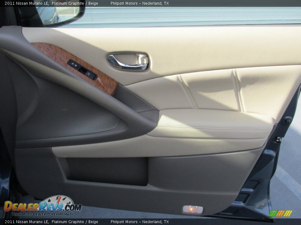 2011 Nissan Murano LE Platinum Graphite / Beige Photo #25