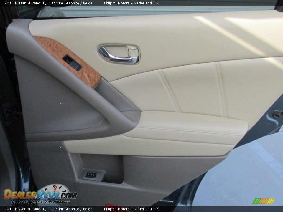 2011 Nissan Murano LE Platinum Graphite / Beige Photo #28