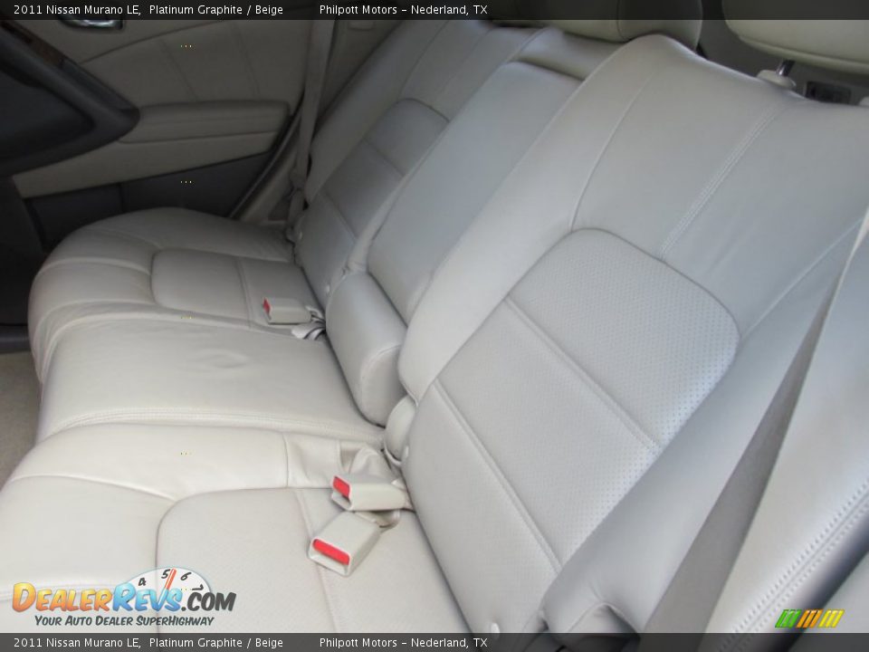 2011 Nissan Murano LE Platinum Graphite / Beige Photo #31