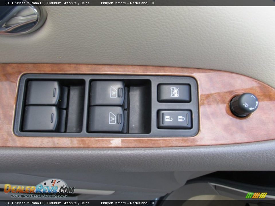 2011 Nissan Murano LE Platinum Graphite / Beige Photo #33