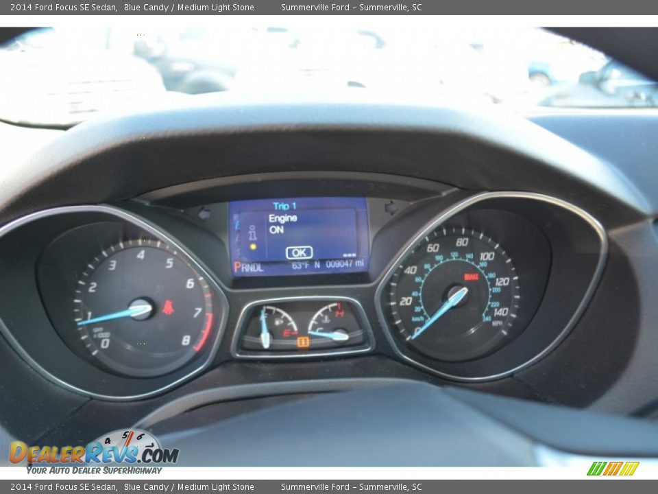 2014 Ford Focus SE Sedan Blue Candy / Medium Light Stone Photo #18