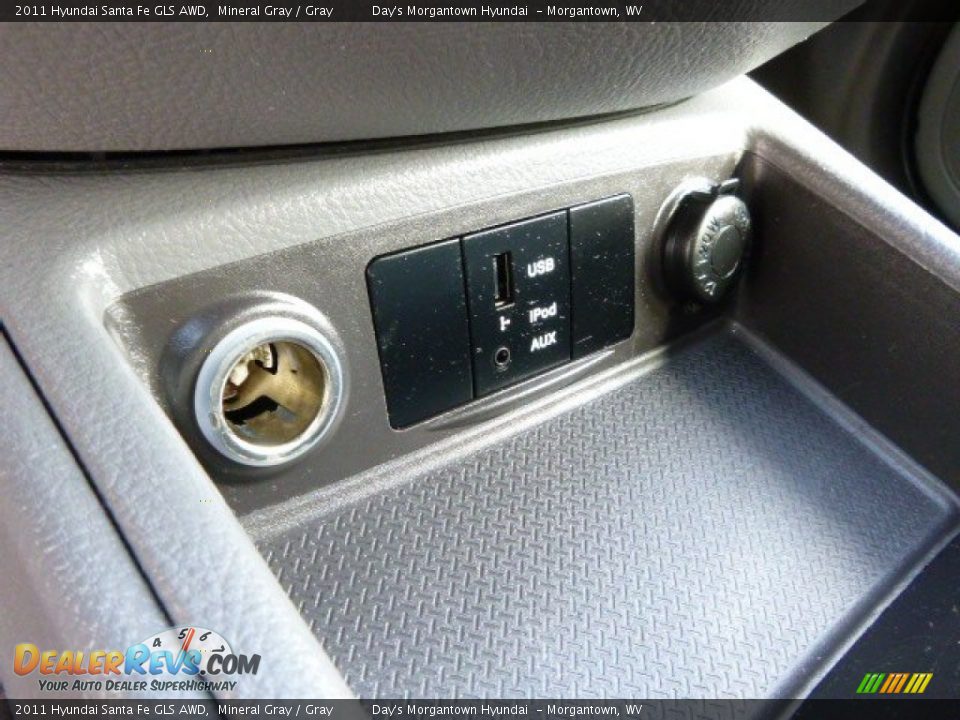 2011 Hyundai Santa Fe GLS AWD Mineral Gray / Gray Photo #32