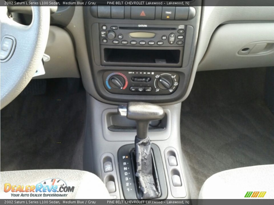 2002 Saturn L Series L100 Sedan Medium Blue / Gray Photo #15