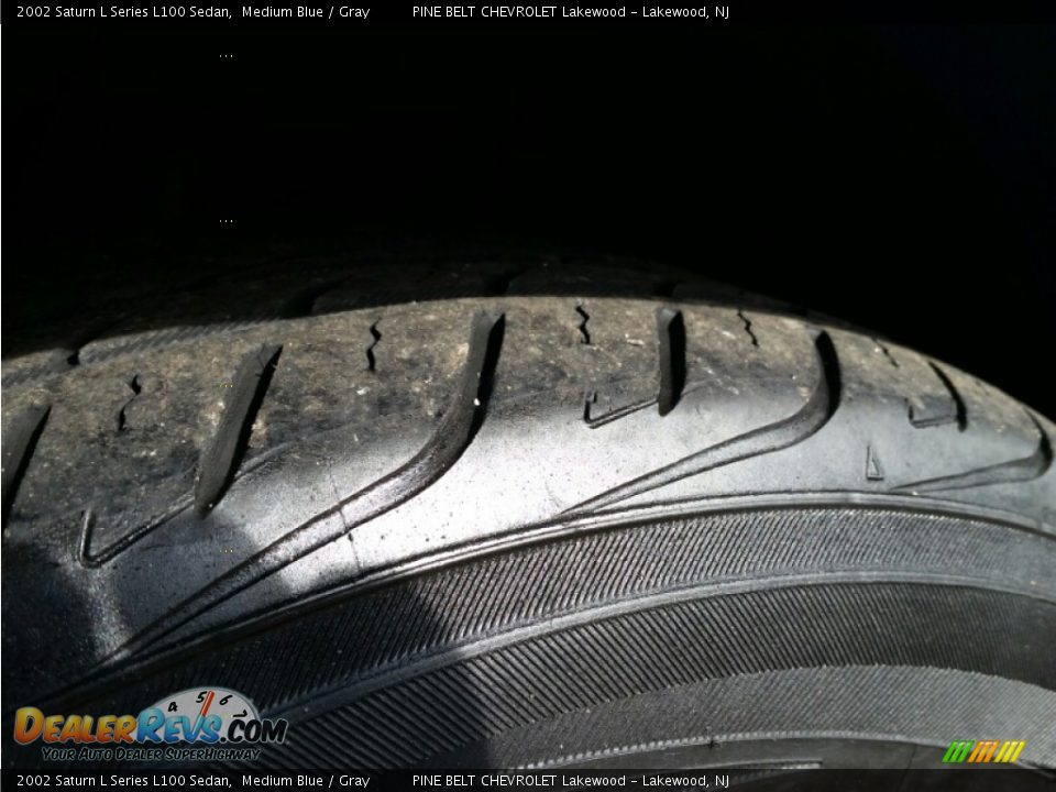 2002 Saturn L Series L100 Sedan Medium Blue / Gray Photo #24