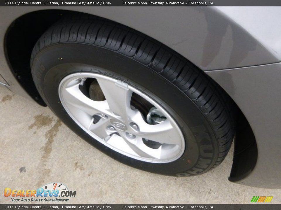 2014 Hyundai Elantra SE Sedan Titanium Gray Metallic / Gray Photo #9