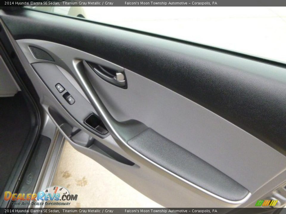 2014 Hyundai Elantra SE Sedan Titanium Gray Metallic / Gray Photo #12