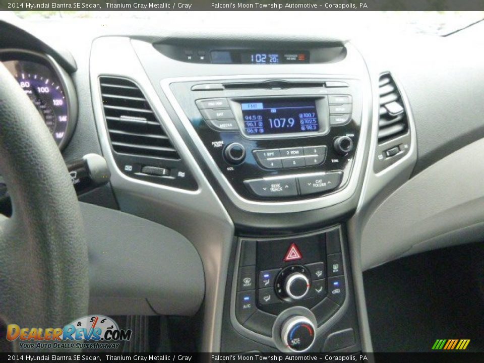 2014 Hyundai Elantra SE Sedan Titanium Gray Metallic / Gray Photo #23