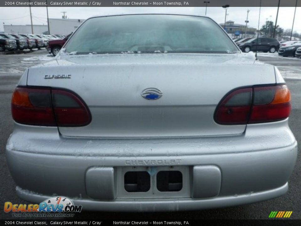 2004 Chevrolet Classic Galaxy Silver Metallic / Gray Photo #3
