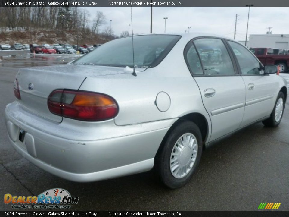 2004 Chevrolet Classic Galaxy Silver Metallic / Gray Photo #4