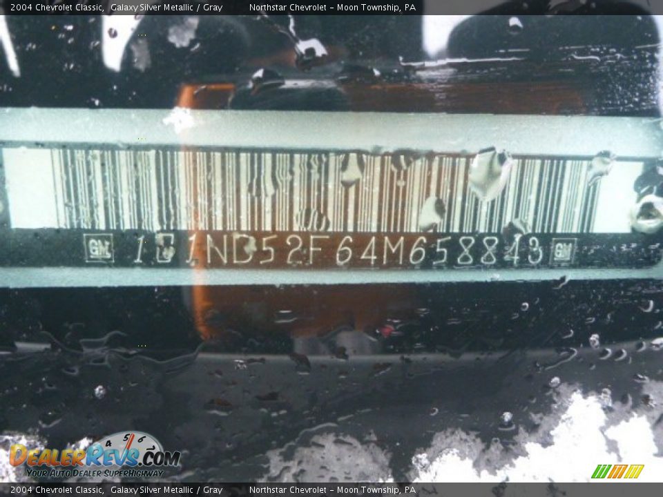 2004 Chevrolet Classic Galaxy Silver Metallic / Gray Photo #12