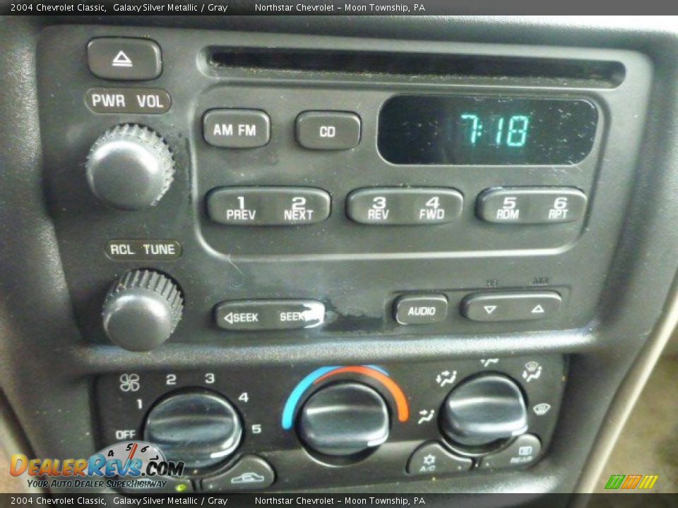 2004 Chevrolet Classic Galaxy Silver Metallic / Gray Photo #14