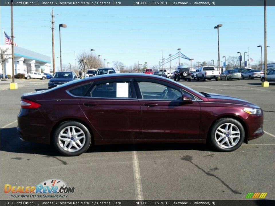 2013 Ford Fusion SE Bordeaux Reserve Red Metallic / Charcoal Black Photo #5