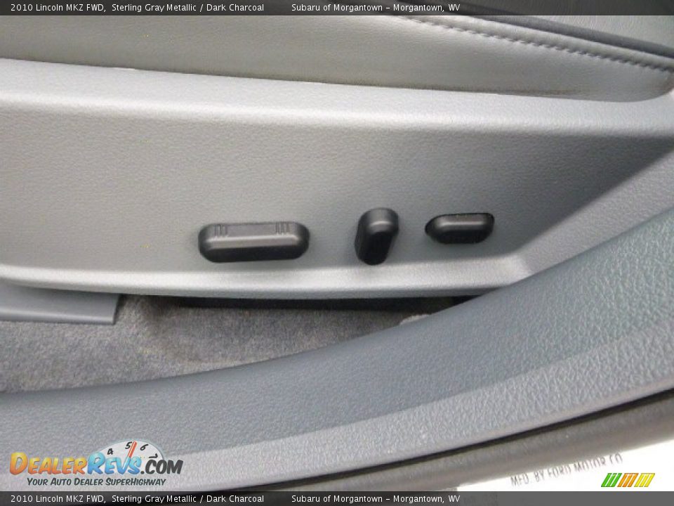2010 Lincoln MKZ FWD Sterling Gray Metallic / Dark Charcoal Photo #17