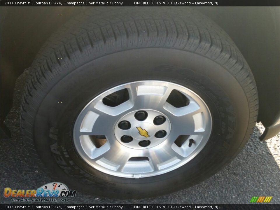 2014 Chevrolet Suburban LT 4x4 Champagne Silver Metallic / Ebony Photo #4